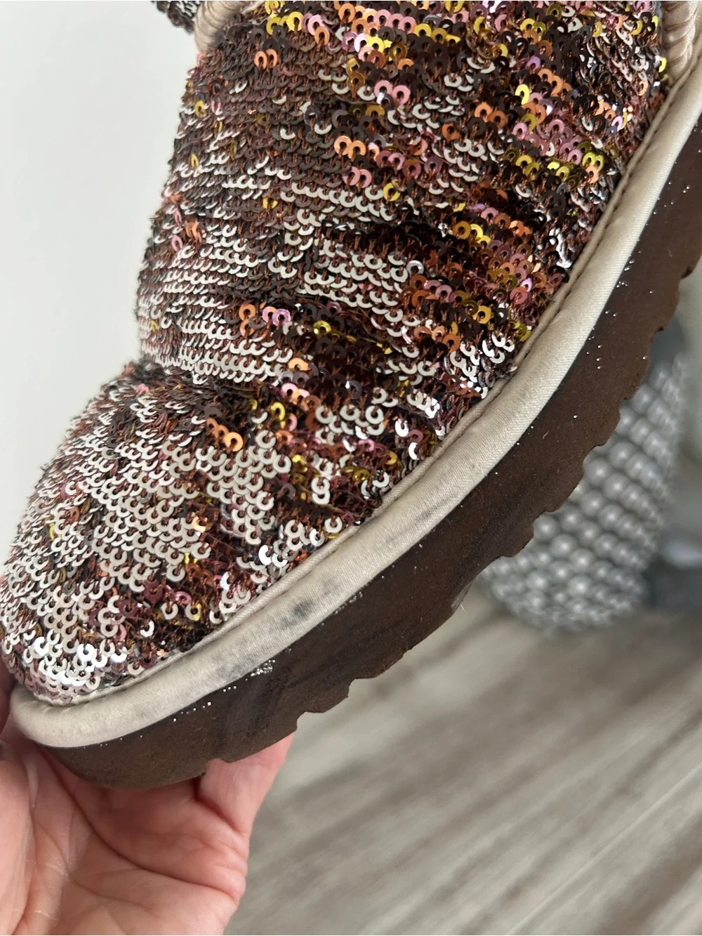 ⭐️UGG Women's Sequin Boot⭐️ amazing condition - size 7